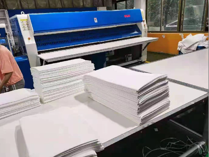 宜城高速熨烫机-01